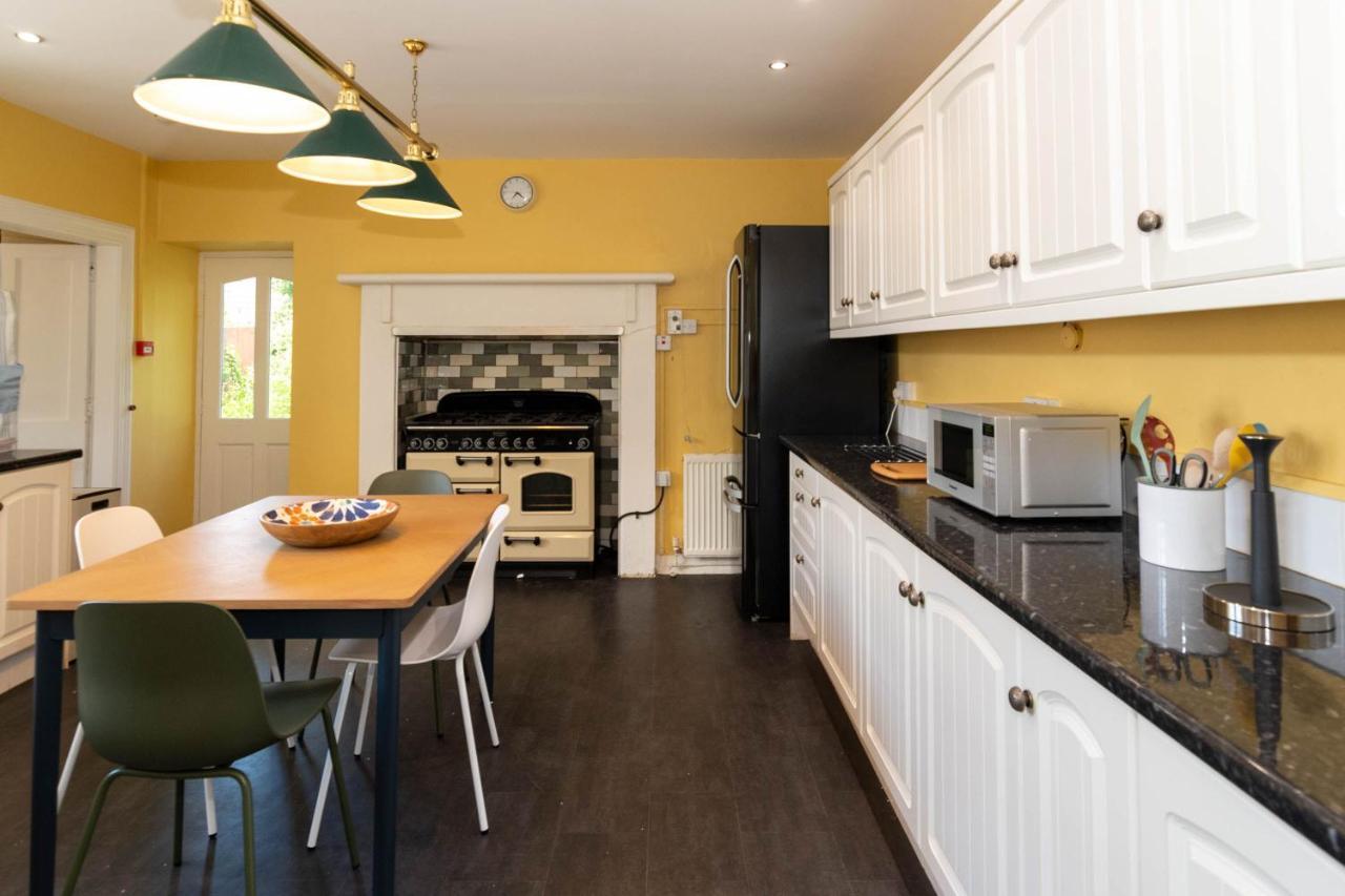 Rosebank House Blairgowrie - Sleeps 12, Games Rooms, Ev Point, Pets Welcome Blairgowrie and Rattray Eksteriør billede