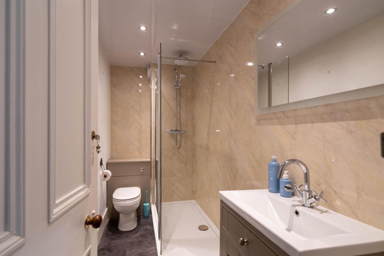Rosebank House Blairgowrie - Sleeps 12, Games Rooms, Ev Point, Pets Welcome Blairgowrie and Rattray Eksteriør billede